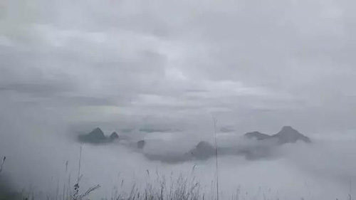 بۇنداق ئادەملەر بىلەن ئاز ئارلىشىڭ !