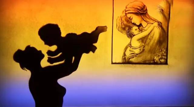 قانداق قىلغاندا ياخشى ئانا بولغىلى بولىدۇ؟