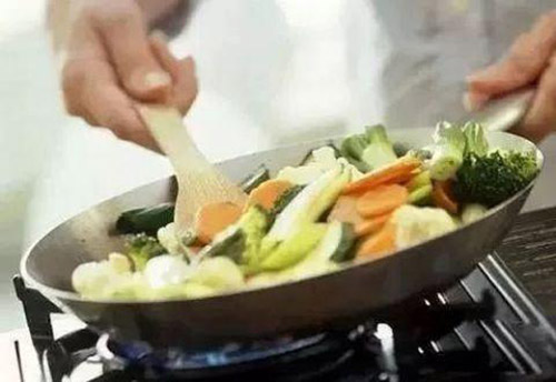 قورۇما قورۇش جەريانىدىكى ئاسانلا راك پەيدا قىلىدىغان ئادەتلەر