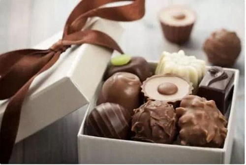 دۇنياغا داڭلىق ھەشەم شاكىلاتلىرى