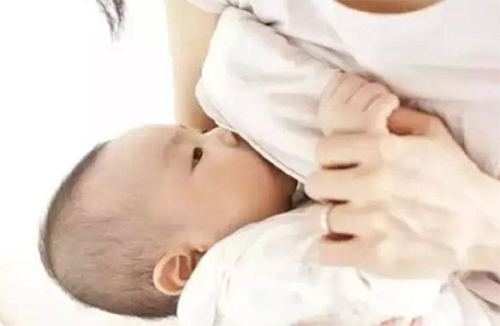 بوۋاققا ئانا سۈتى ئىمىتىش، ئانىغىمۇ ئوخشاشلا پايدىلىق